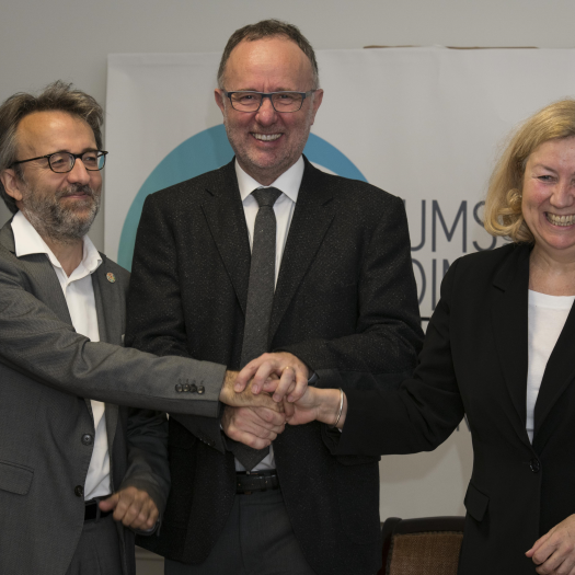 Photo signature UMS PatriNat.jpg