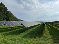 Une centrale photovoltaïque avec trackers solaires au Pouzin, Ardèche _ Alix Lafitte