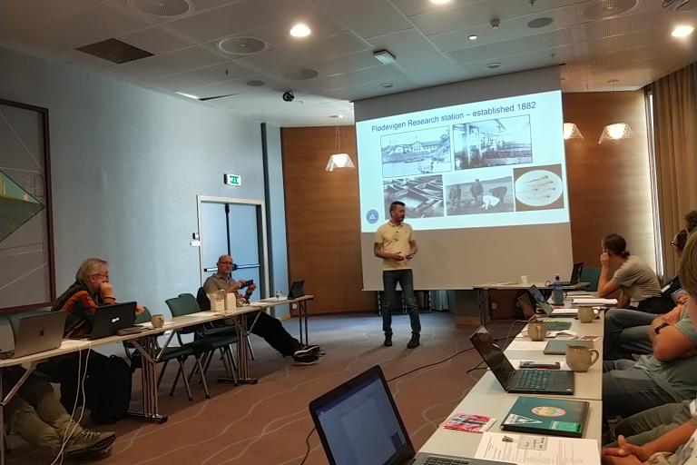presentation_de_flodevigen_research_station_c_t._de_bettignies.jpg